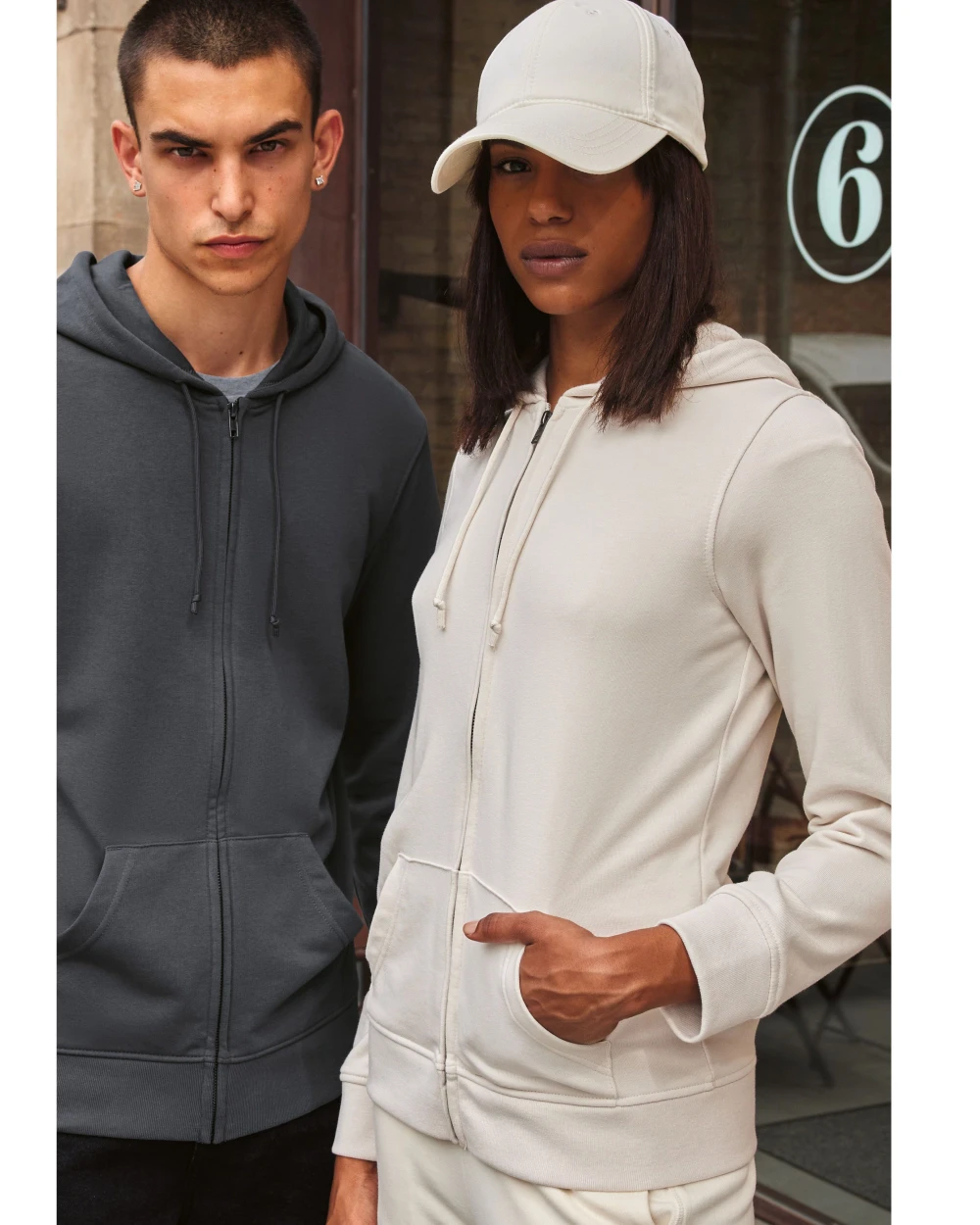 B&C INSPIRE ZIPPED HOOD /WOMEN Sweatshirts personalisierbar