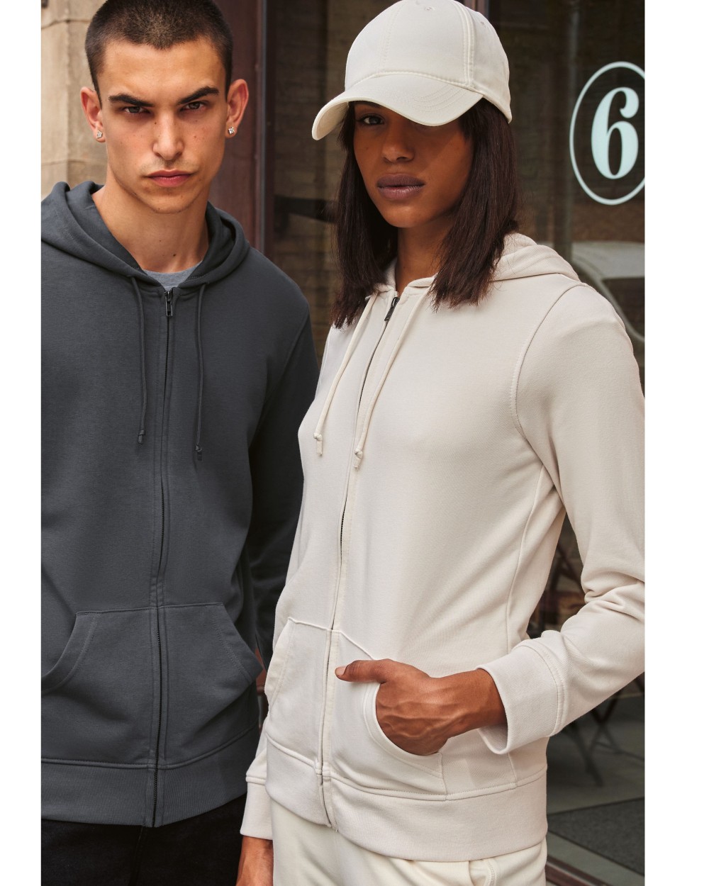 Sweat-shirts personnalisable B&C INSPIRE ZIPPED HOOD /WOMEN