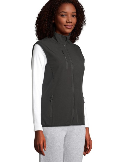 Vestes à personnaliser SOL'S Women´s Falcon Zipped Softshell Bodywarmer /api/colors/b9fdad4a-5e94-45cb-8c03-c08b349b28c3