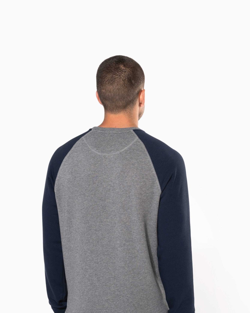 Sweaters & hoodies KARIBAN Tweekleurige herensweater BIO French Terry ronde hals raglanmouwen voor bedrukking &amp; borduring