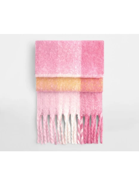 BEECHFIELD FLUFFY CHECK SCARF /api/colors/6641f682-68fc-4e16-80fa-7333c4703943 personnalisable