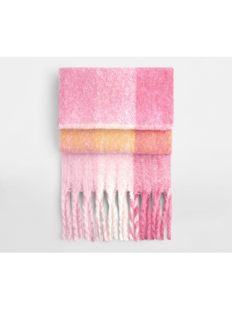 BEECHFIELD FLUFFY CHECK SCARF /api/colors/6641f682-68fc-4e16-80fa-7333c4703943 personnalisable