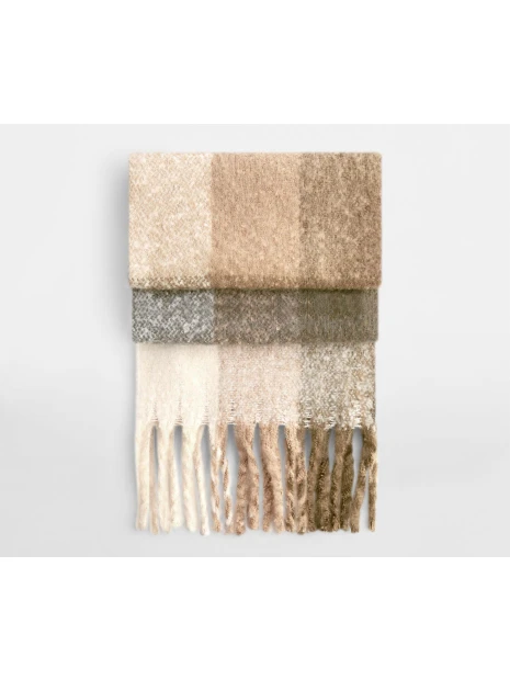 BEECHFIELD FLUFFY CHECK SCARF /api/colors/24669837-e3e0-498a-93f8-23d693d34604 personnalisable