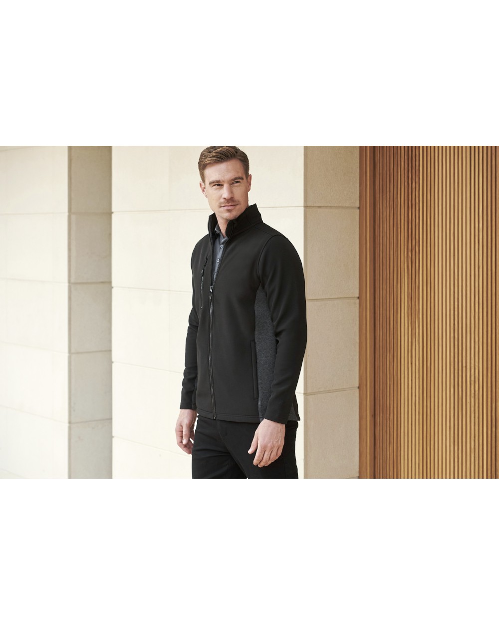 Softshells HENBURY Unisex Softshell Jacket voor bedrukking &amp; borduring