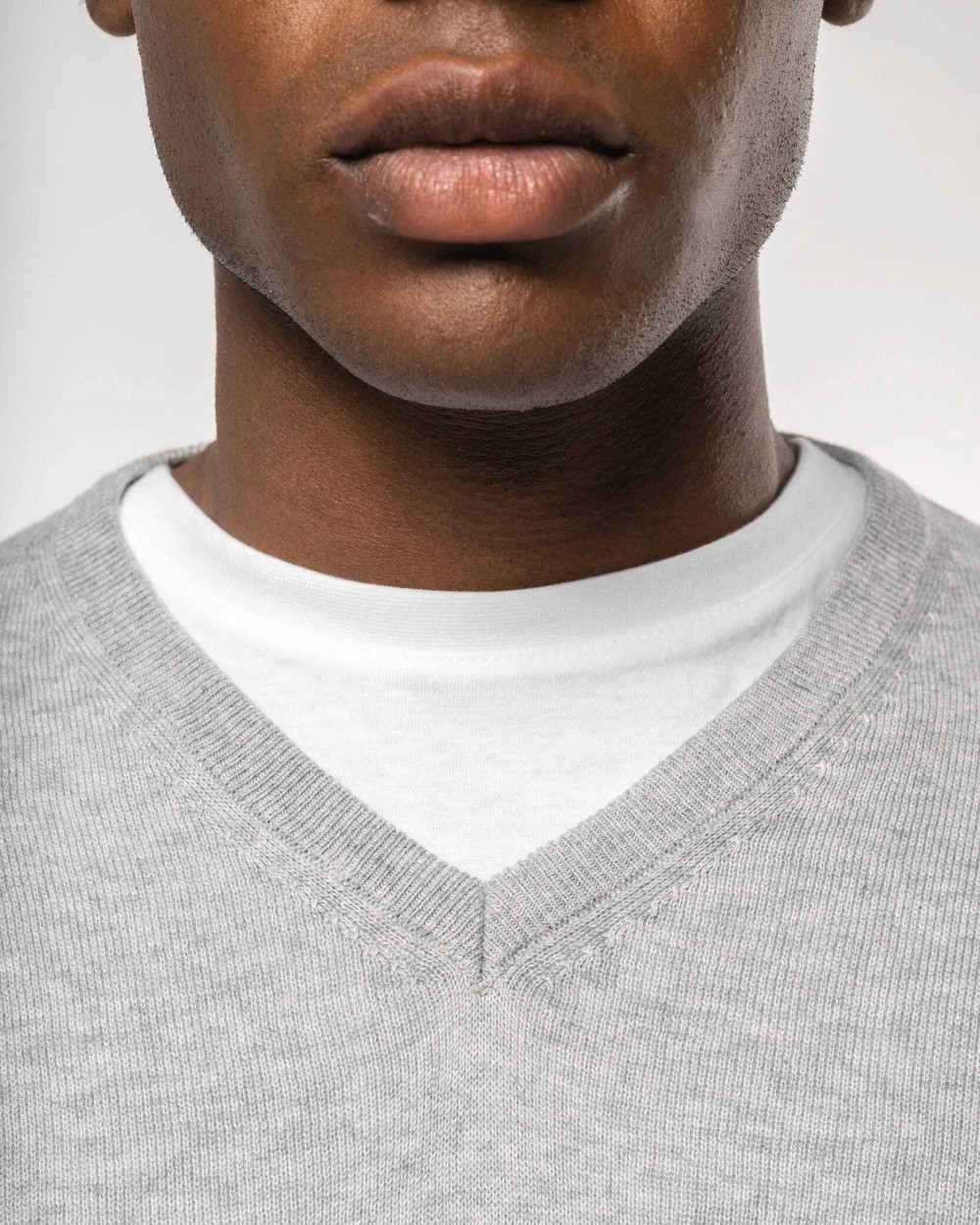 KARIBAN Umweltfreundlicher Herrenpullover mit V-Ausschnitt Pullovers personalisierbar