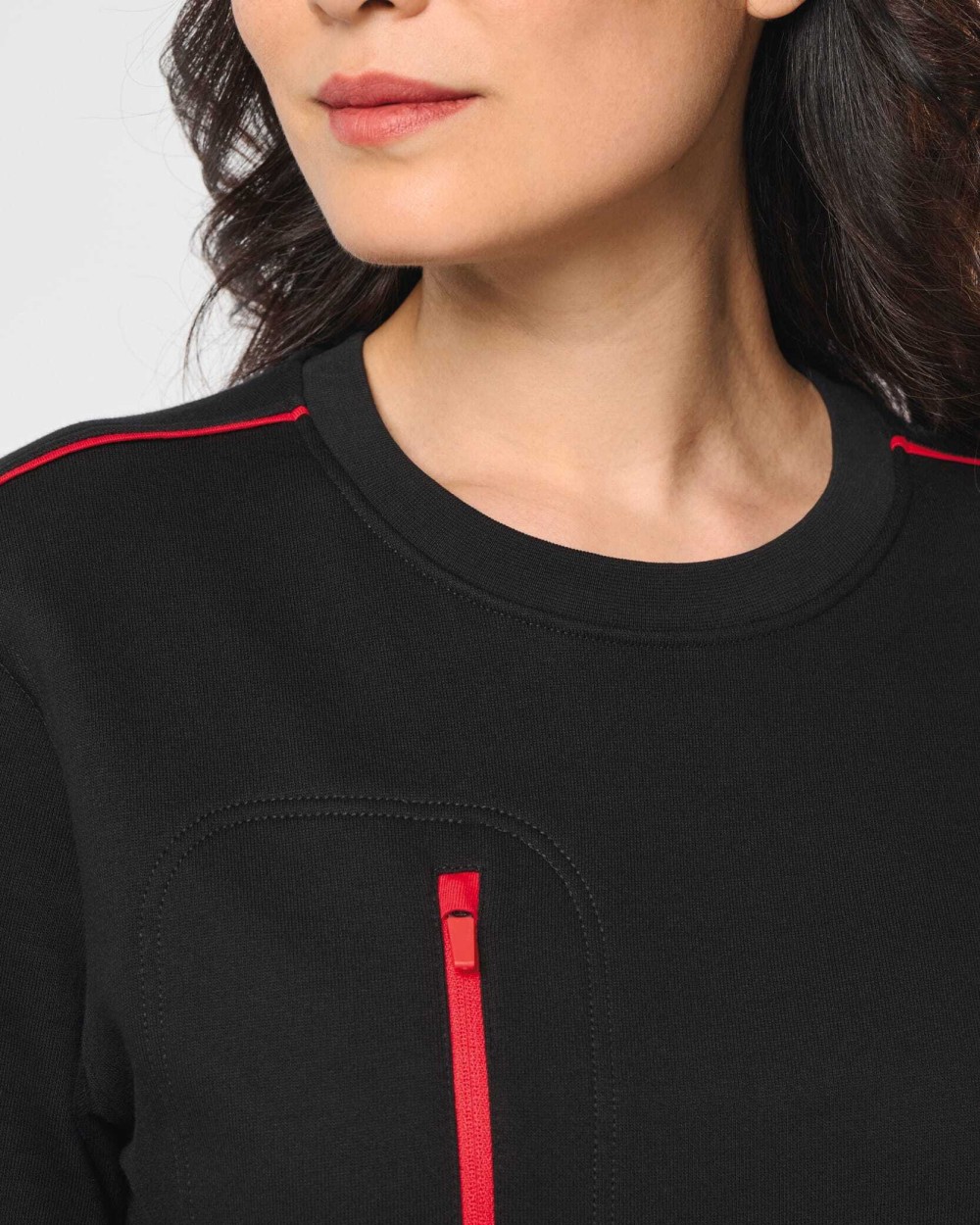 WK. DESIGNED TO WORK Day To Day Unisex-Sweatshirt mit kontrastfarbener zip Tasche Sweatshirts personalisierbar