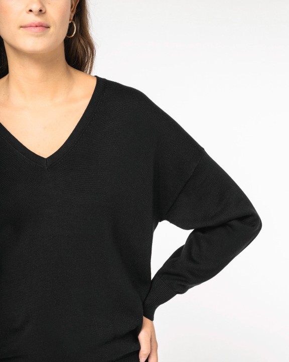 Pulls personnalisable SPASSO Pull écoresponsable col V en lyocell femme