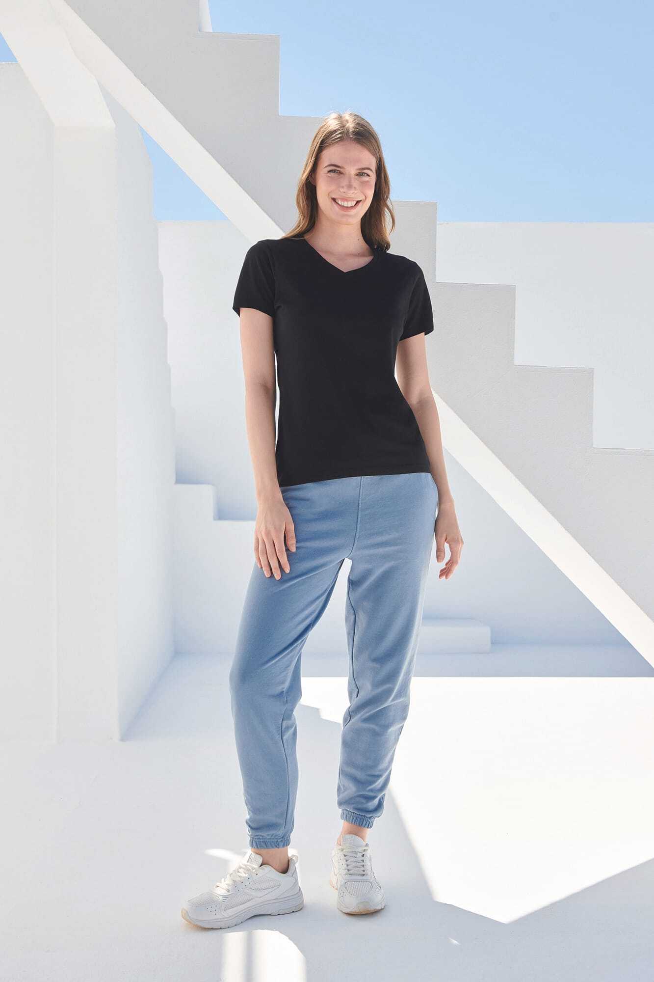 T-shirts SKINNIFIT Ladies Stretch V-neck T-shirt voor bedrukking &amp; borduring