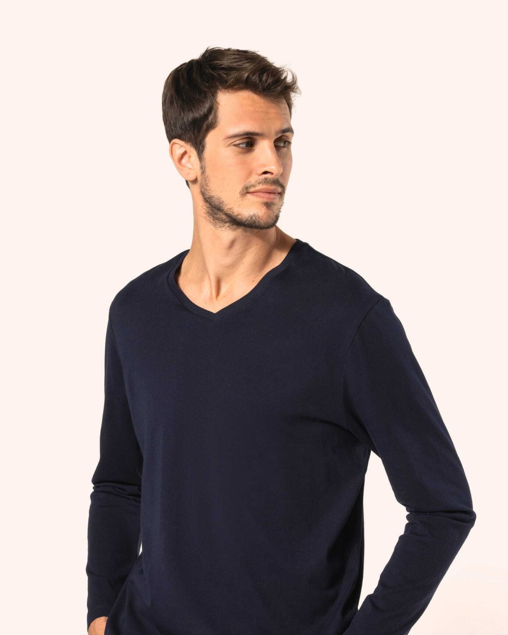 KARIBAN Supima® Herren-T-Shirt mit V-Ausschnitt und langen Ärmeln T-Shirts personalisierbar