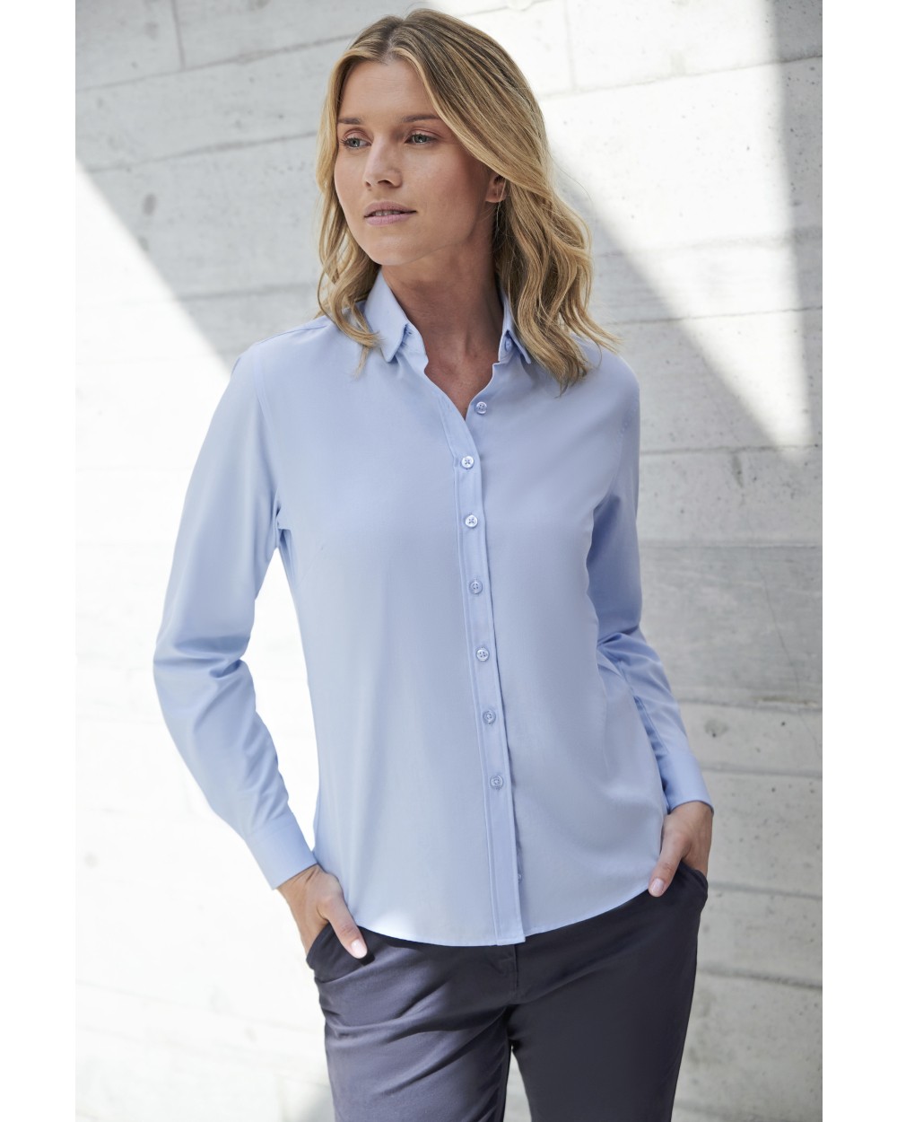 Hemden HENBURY Ladies´ Long Sleeved ´Cotton Feel´ Coolplus® Shirt voor bedrukking &amp; borduring