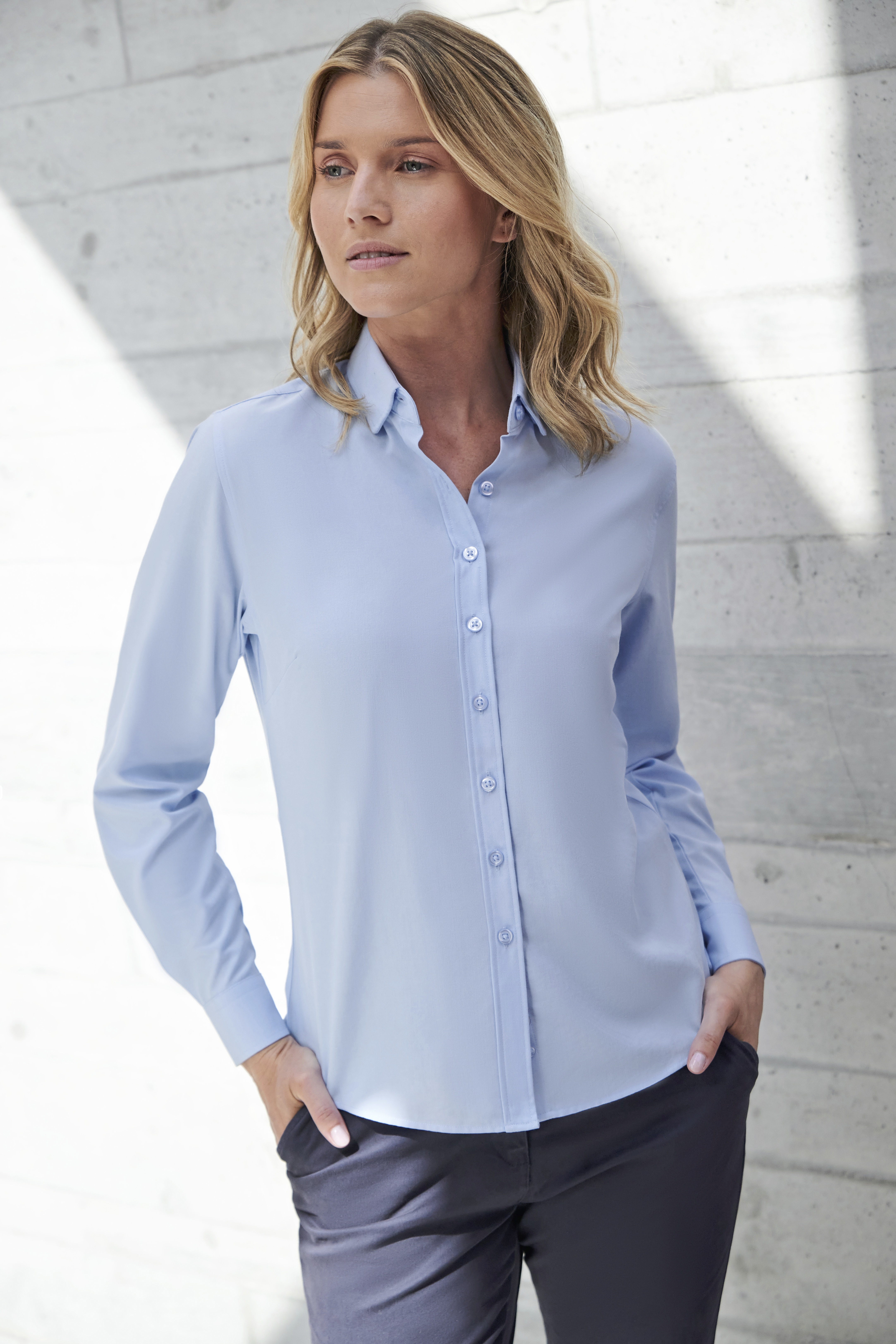 HENBURY Ladies´ Long Sleeved ´Cotton Feel´ Coolplus® Shirt Hemden personalisierbar