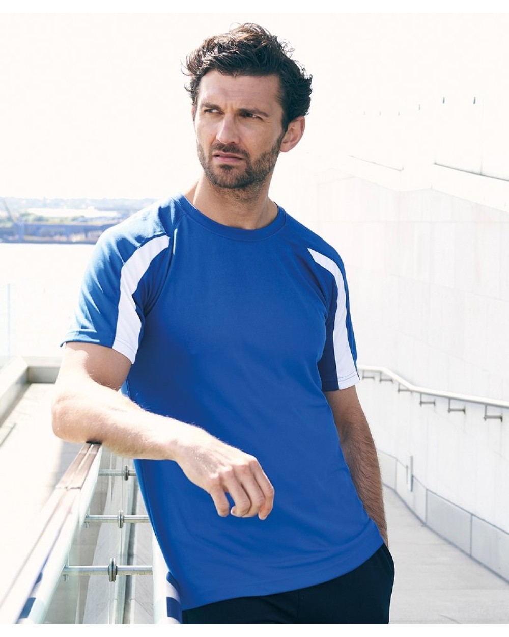 T-Shirts personnalisable AWDIS CONTRAST COOL T