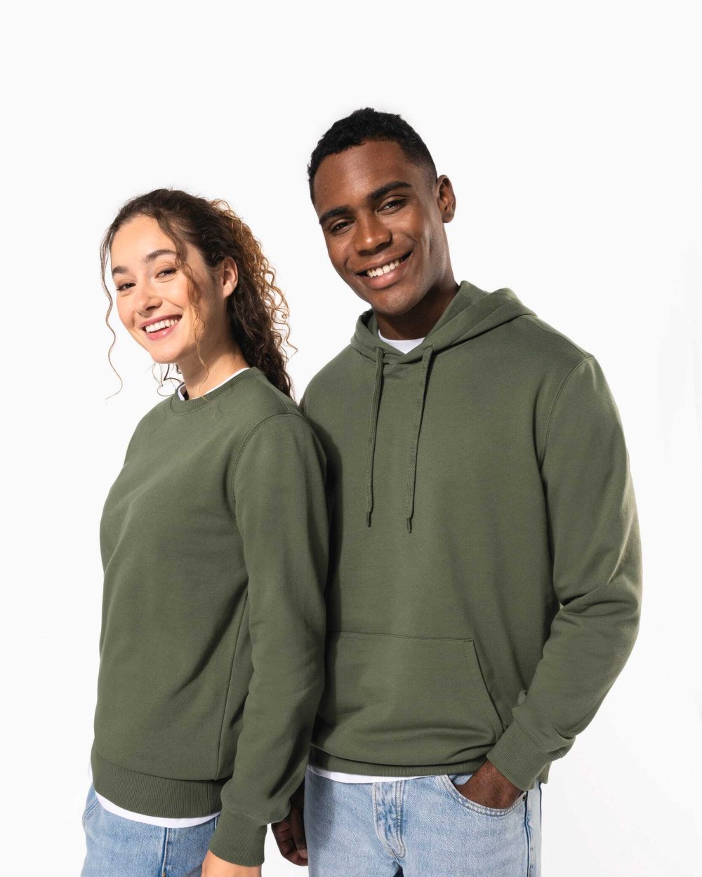 Sweaters & hoodies KARIBAN Gerecyclede uniseks sweater met capuchon voor bedrukking &amp; borduring