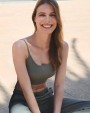 SKINNIFIT Kurzes, umweltfreundliches Damen-Top T-Shirts personalisierbar