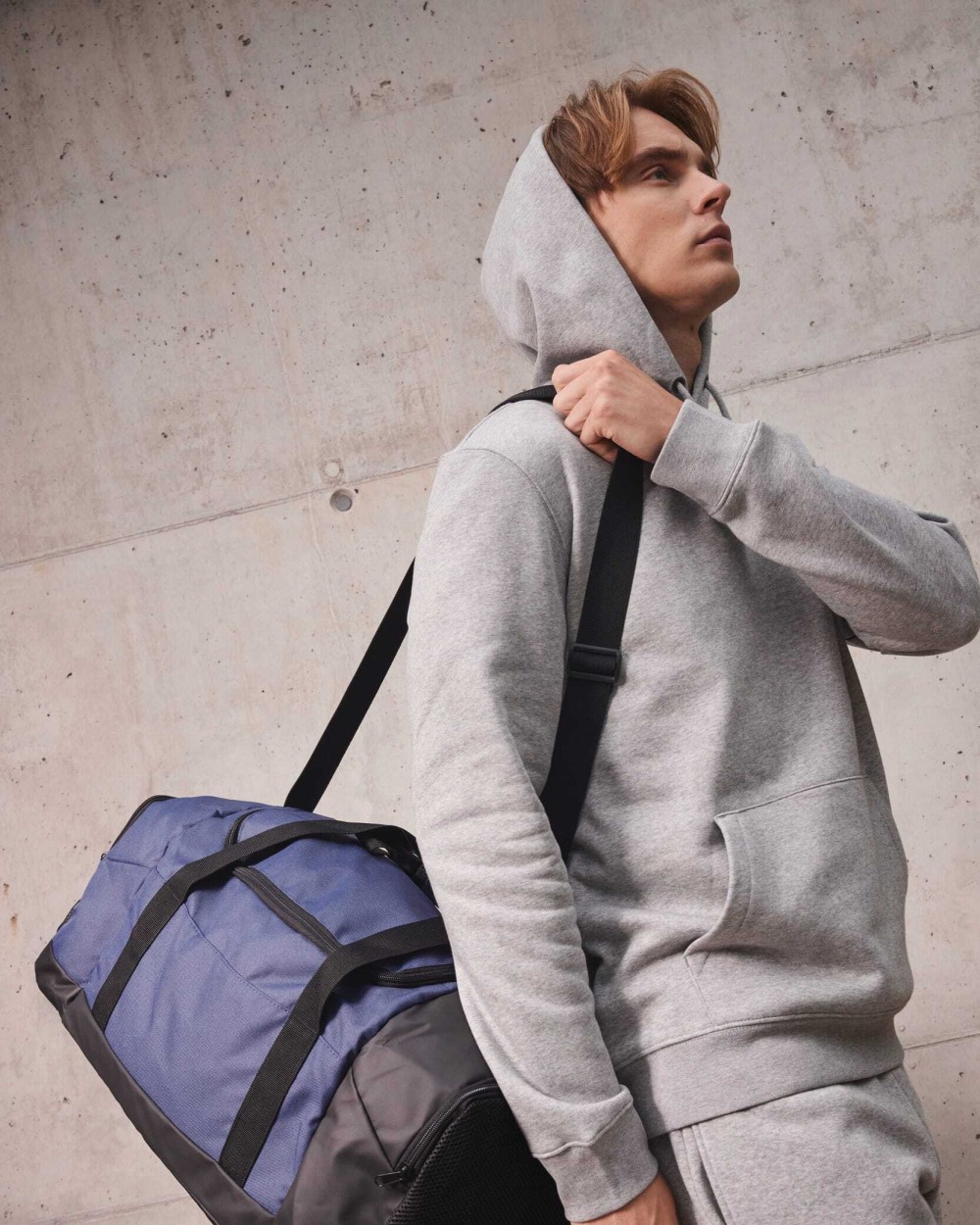 KIMOOD Recycelte Sporttasche mit doppelter Seitentasche Taschen personalisierbar