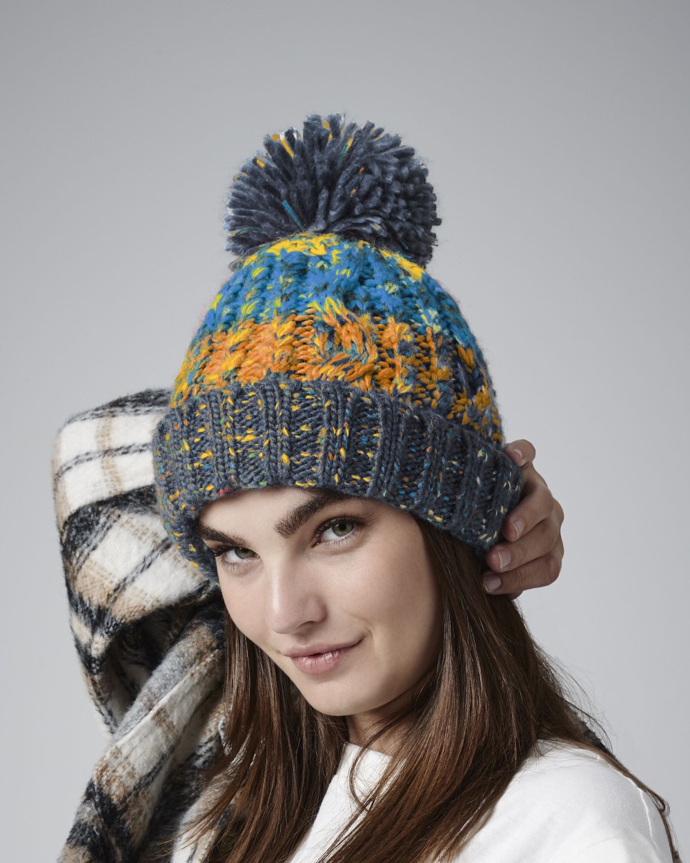 Mutsen BEECHFIELD CORKSCREW POM POM BEANIE voor bedrukking &amp; borduring