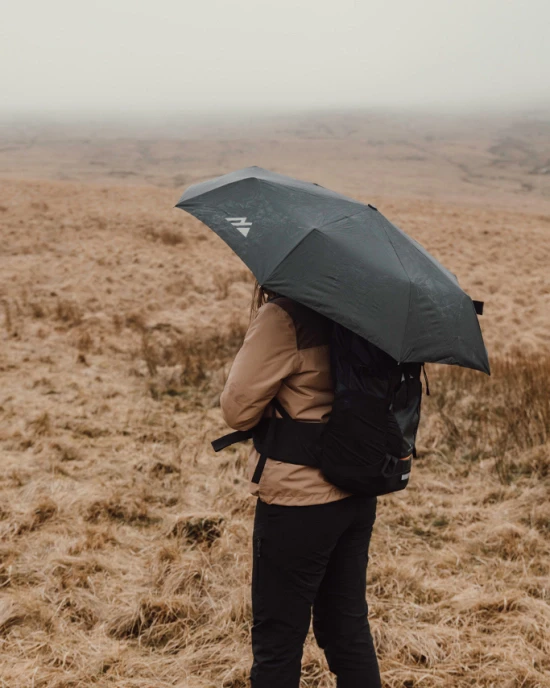 Parapluies personnalisable Nordic Drift Parapluie tempête 23'' en rPET AWARE™  Nordic Drift Trail