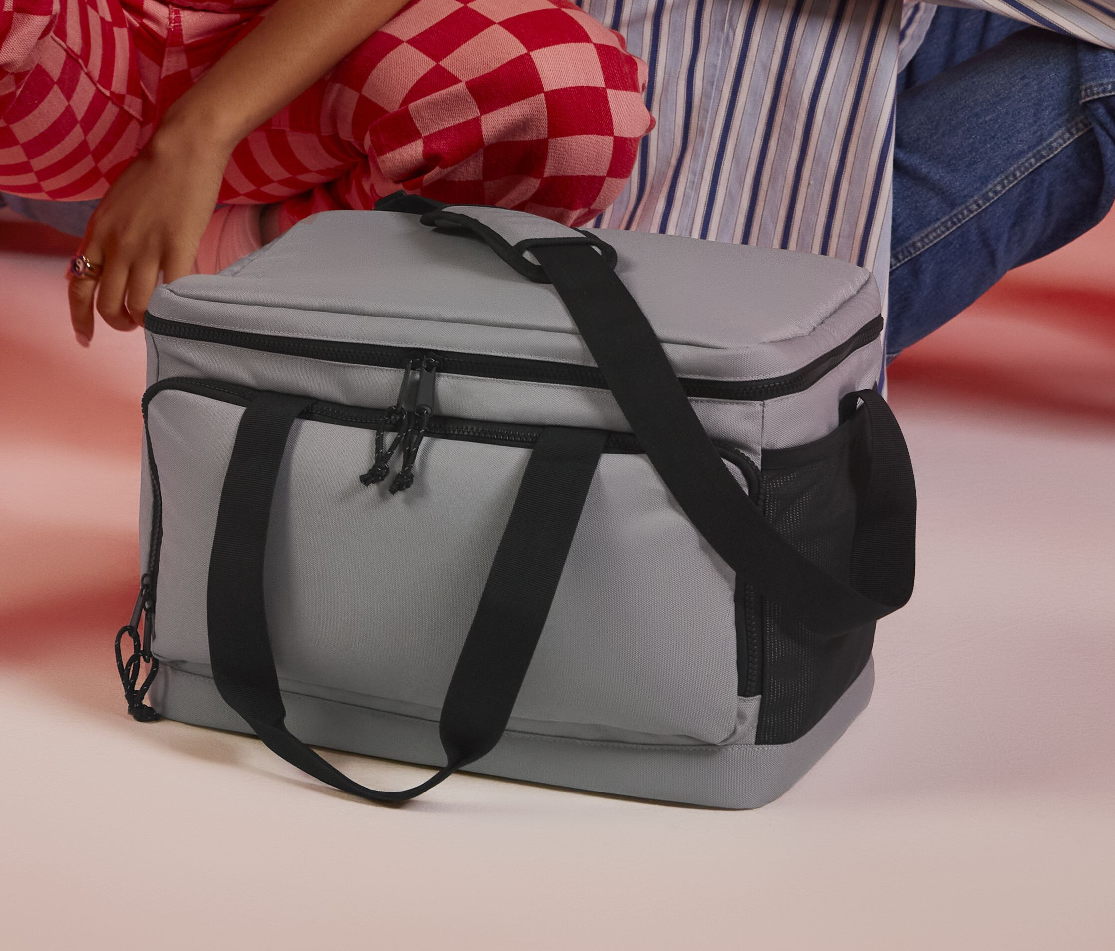 Sacs & Bagagerie personnalisable BAG BASE RECYCLED LARGE COOLER SHOULDER BAG