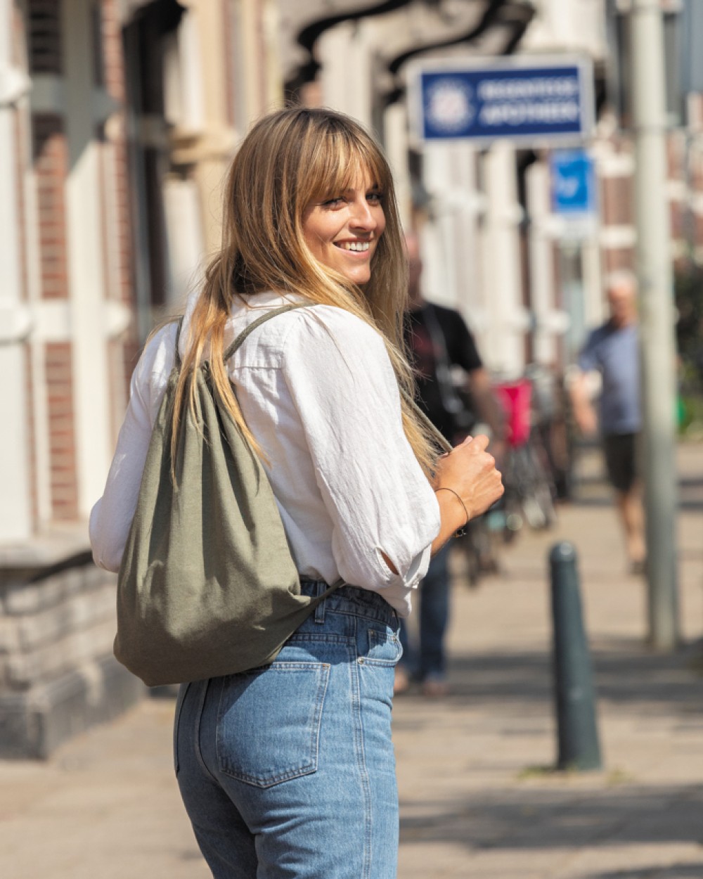 4DO Impact AWARE™ recycelter Baumwoll-Sportbeutel 145gr Taschen personalisierbar