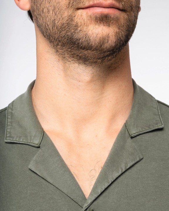 Chemises personnalisable SPASSO Chemise écoresponsable à col bowling délavée en jersey manches courtes homme