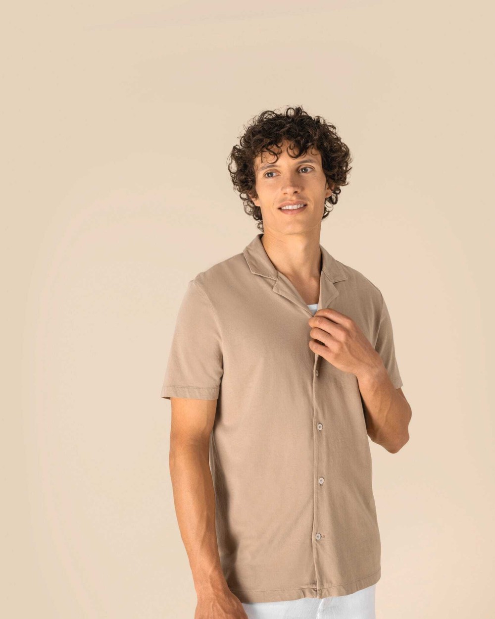 Chemises personnalisable SPASSO Chemise écoresponsable à col bowling délavée en jersey manches courtes homme
