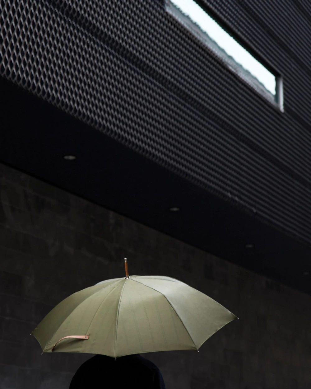 VINGA VINGA Bosler AWARE™ Regenschirm aus recyceltem PET Regenschirme personalisierbar