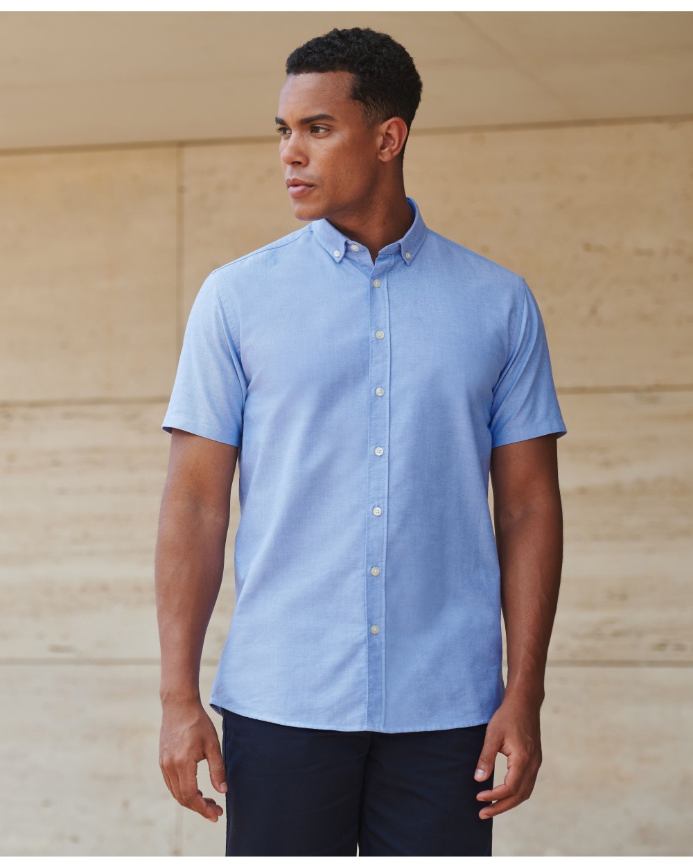 HENBURY MEN’S MODERN S/S OXFORD SHIRT – REGULAR FIT Hemden personalisierbar