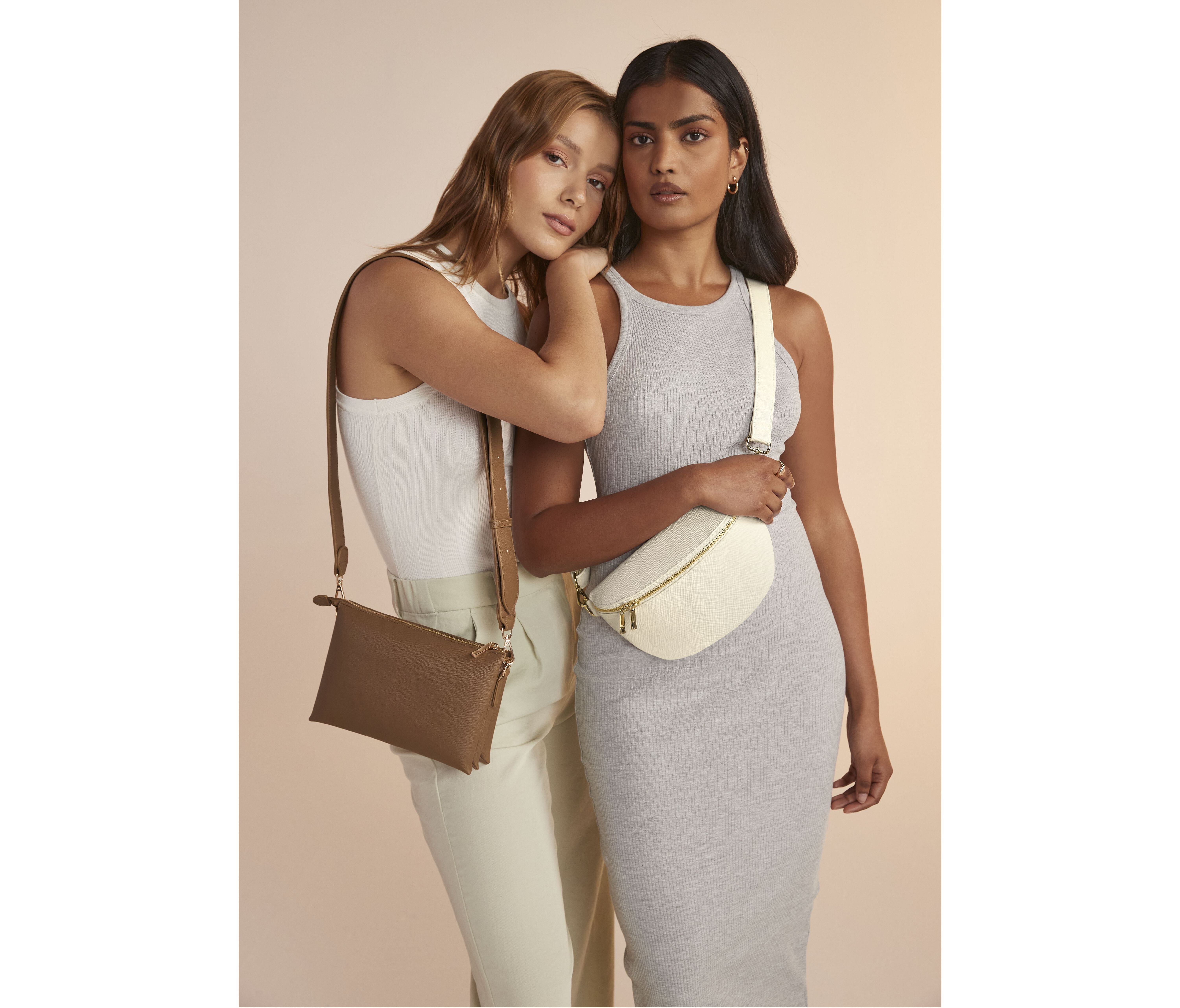 Sacs & Bagagerie personnalisable BAG BASE BOUTIQUE SOFT CROSS BODY BAG