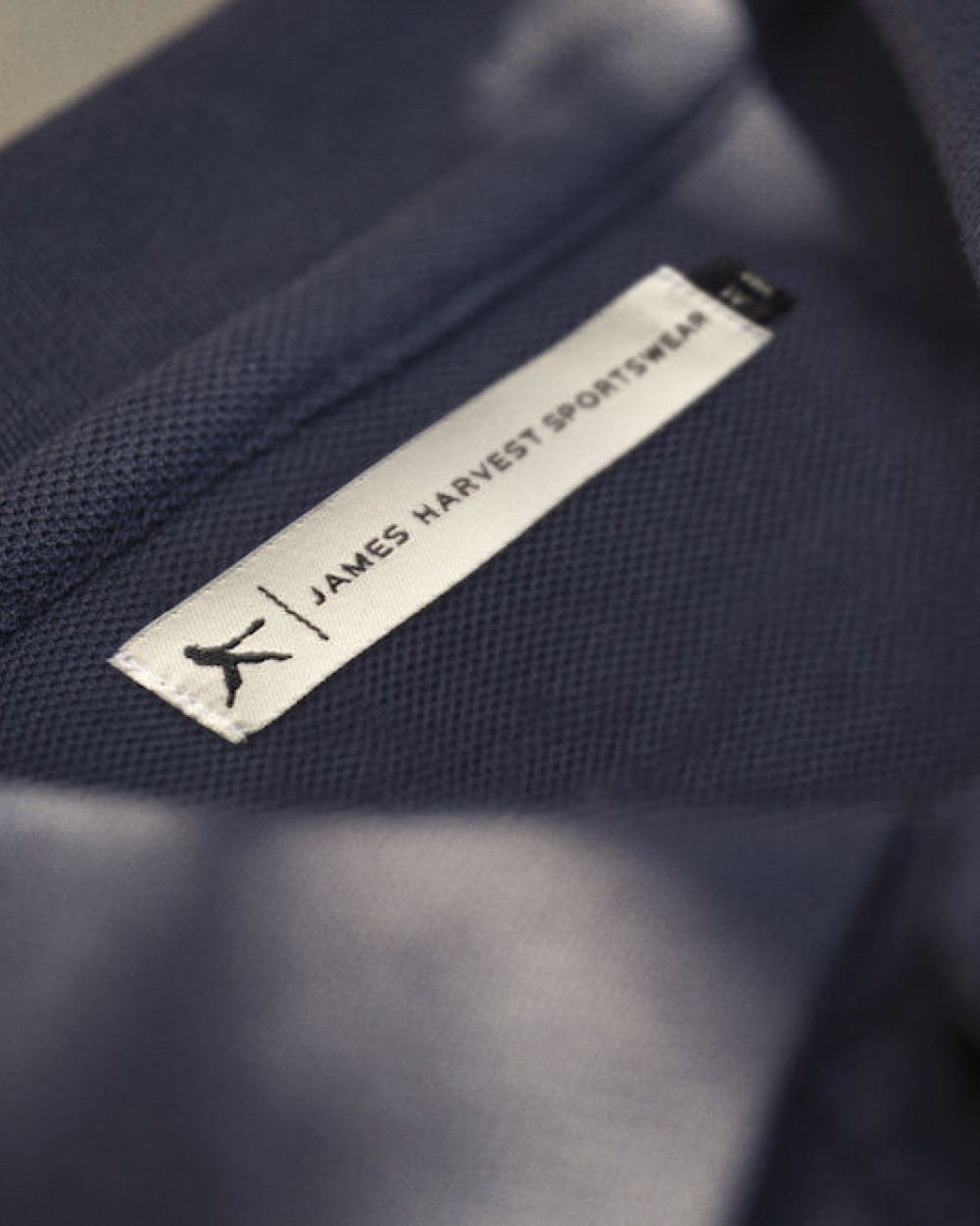 Polos personnalisable JAMES-HARVEST Neptune Modern
Polo Pique Slim Fit Hommes