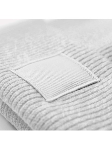 BEECHFIELD Bonnet à large revers avec patch ton sur ton  personnalisable