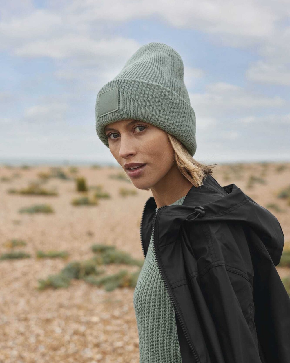 BEECHFIELD Mütze mit breiter Krempe und Ton-in-Ton-Patch Kappen personalisierbar