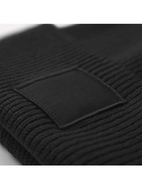 BEECHFIELD Bonnet à large revers avec patch ton sur ton  personnalisable