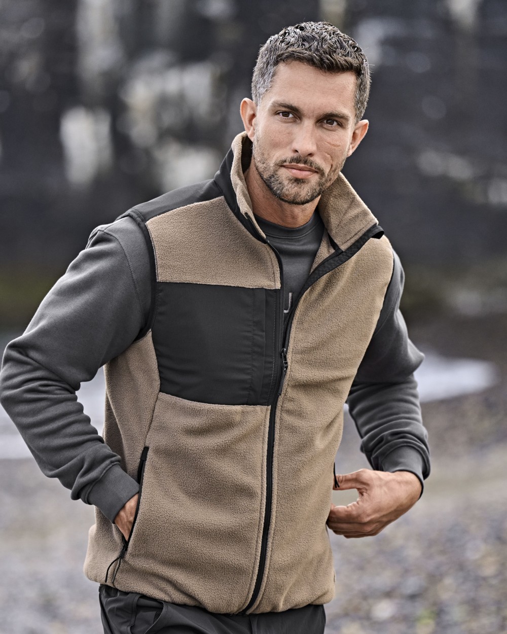 Laines polaires personnalisable TEE JAYS MOUNTAIN FLEECE BODYWARMER