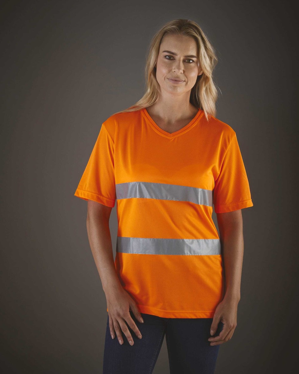 T-shirts YOKO Top Cool - Hi-Vis T-shirt V-hals voor bedrukking &amp; borduring