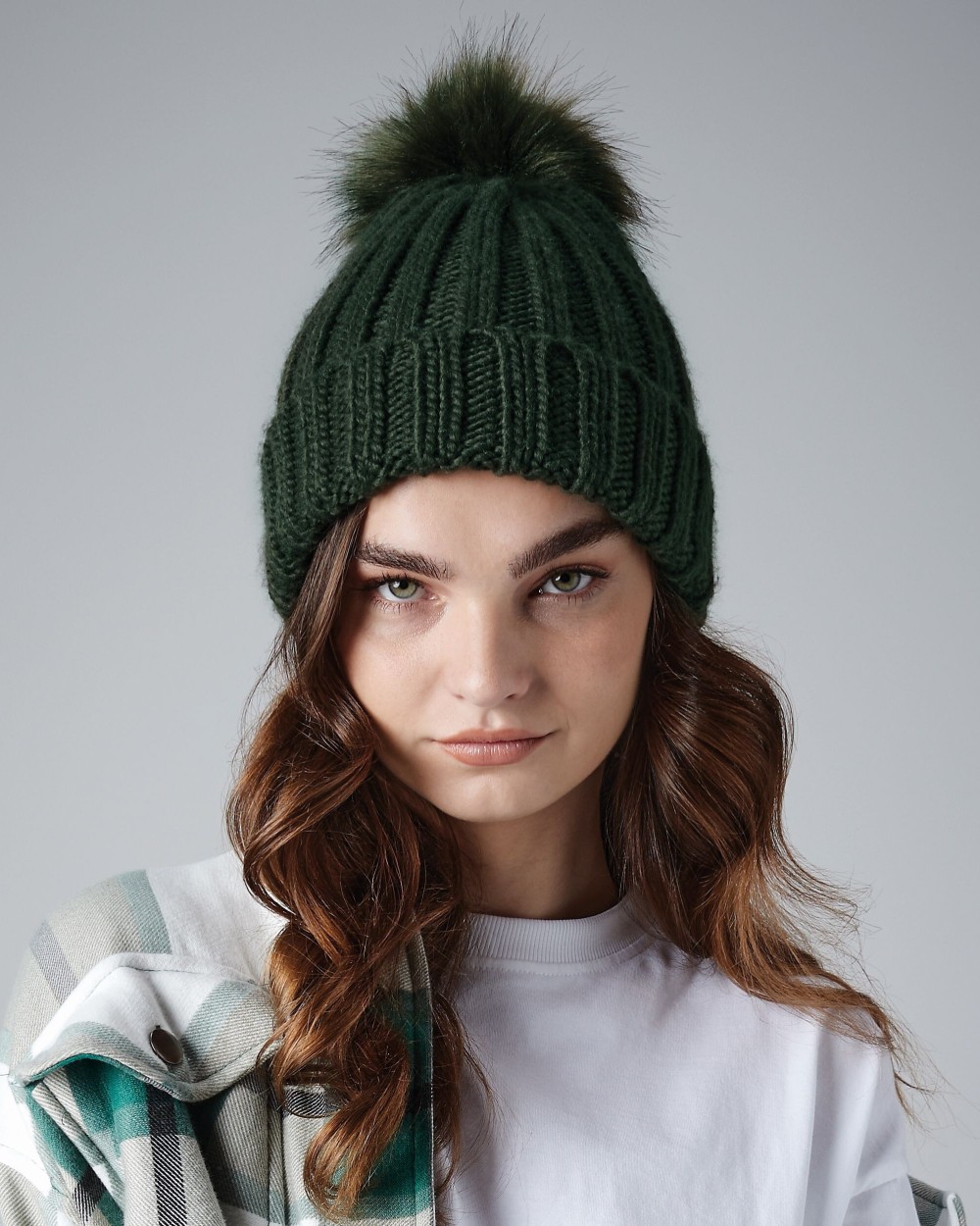 BEECHFIELD VERBIER FAUX FUR POP POM CHUNKY BEANIE Mützen personalisierbar