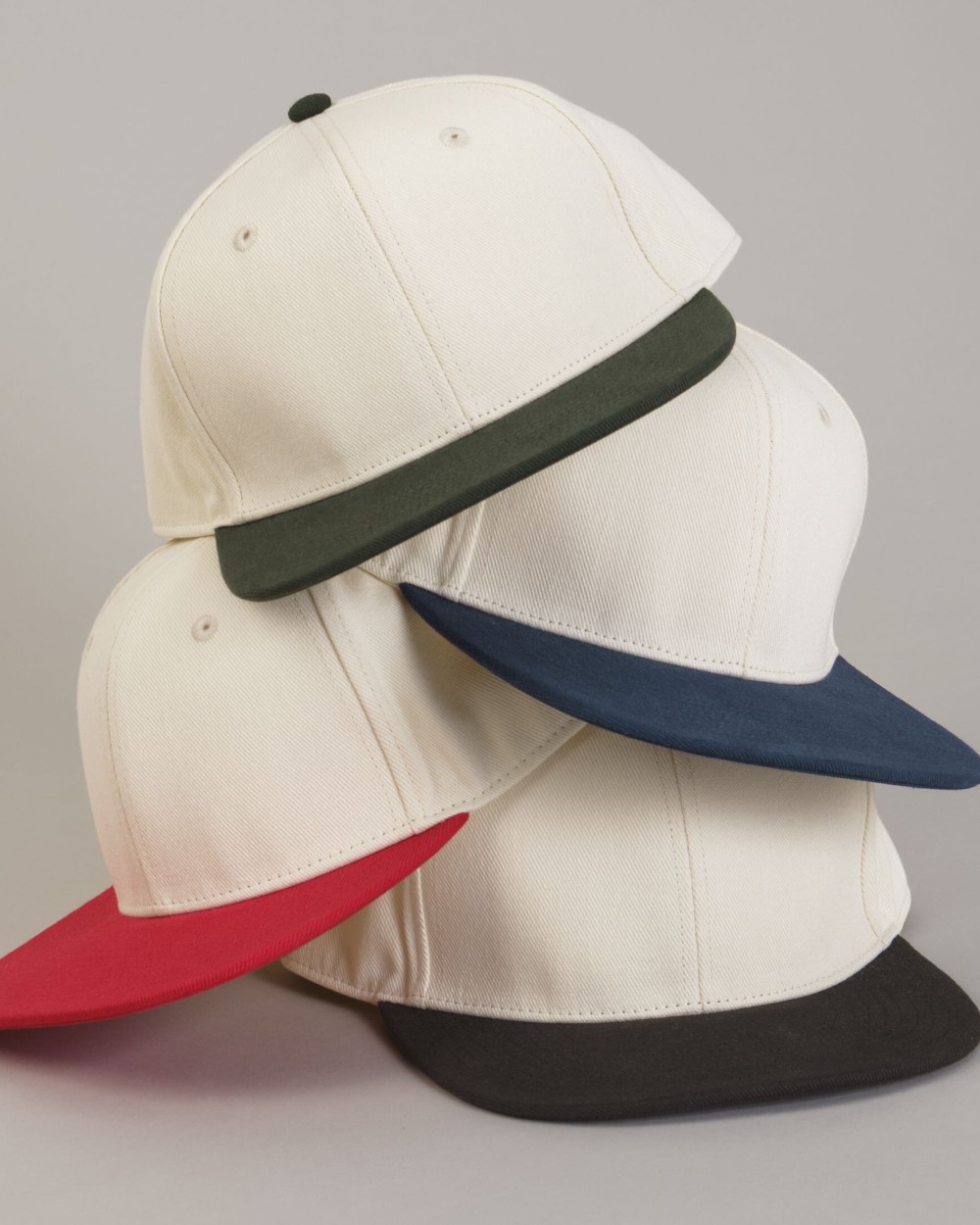 BEECHFIELD CONTRAST FLAT PEAK 6 PANEL CAP Kappen personalisierbar