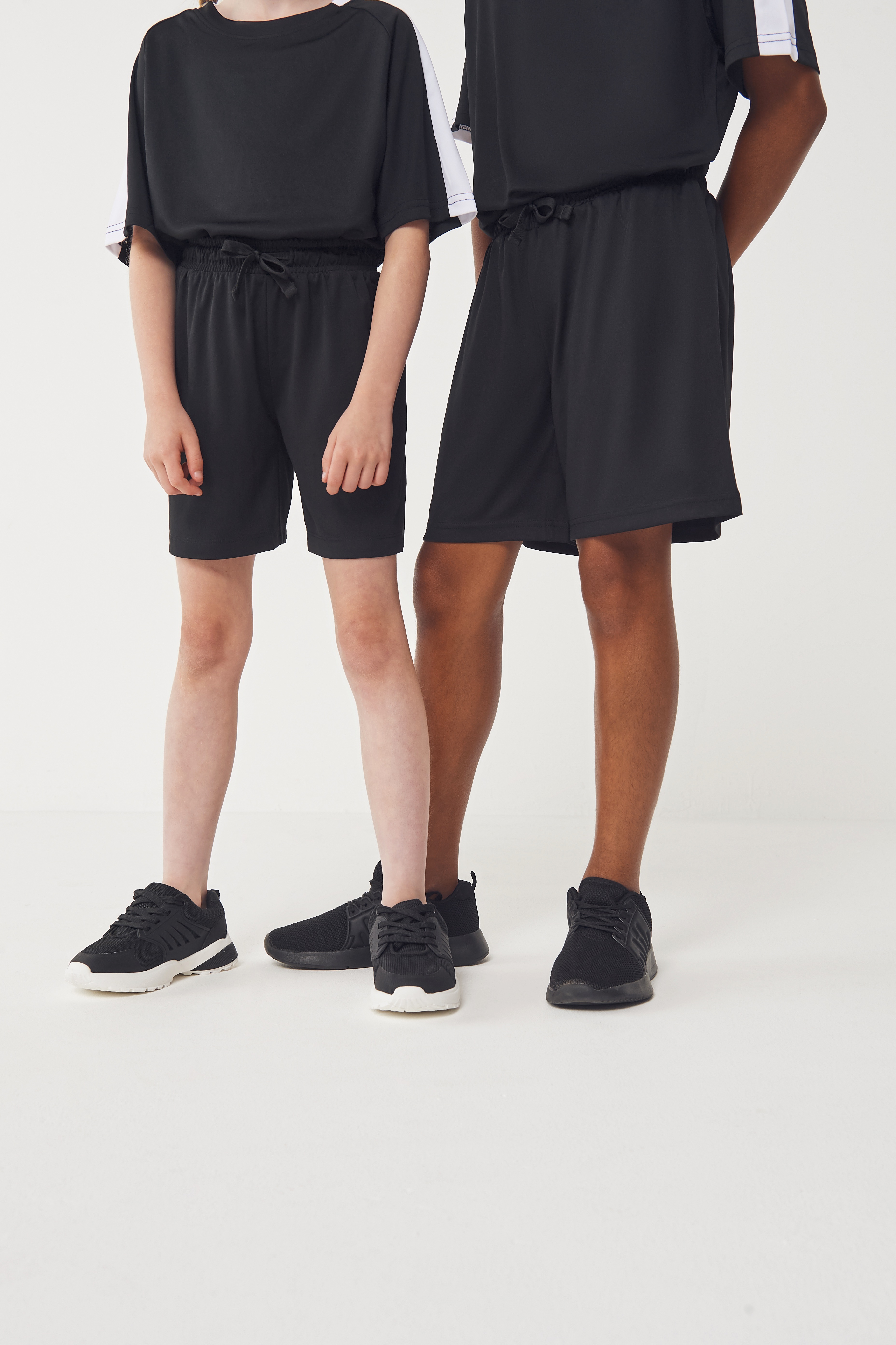 Pantalons personnalisable FINDEN-HALES Kids Team Short no pockets