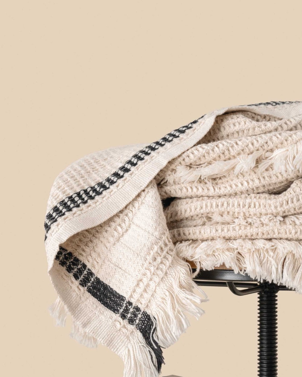 SPASSO Plaid mit Wabenmuster Plaids personalisierbar