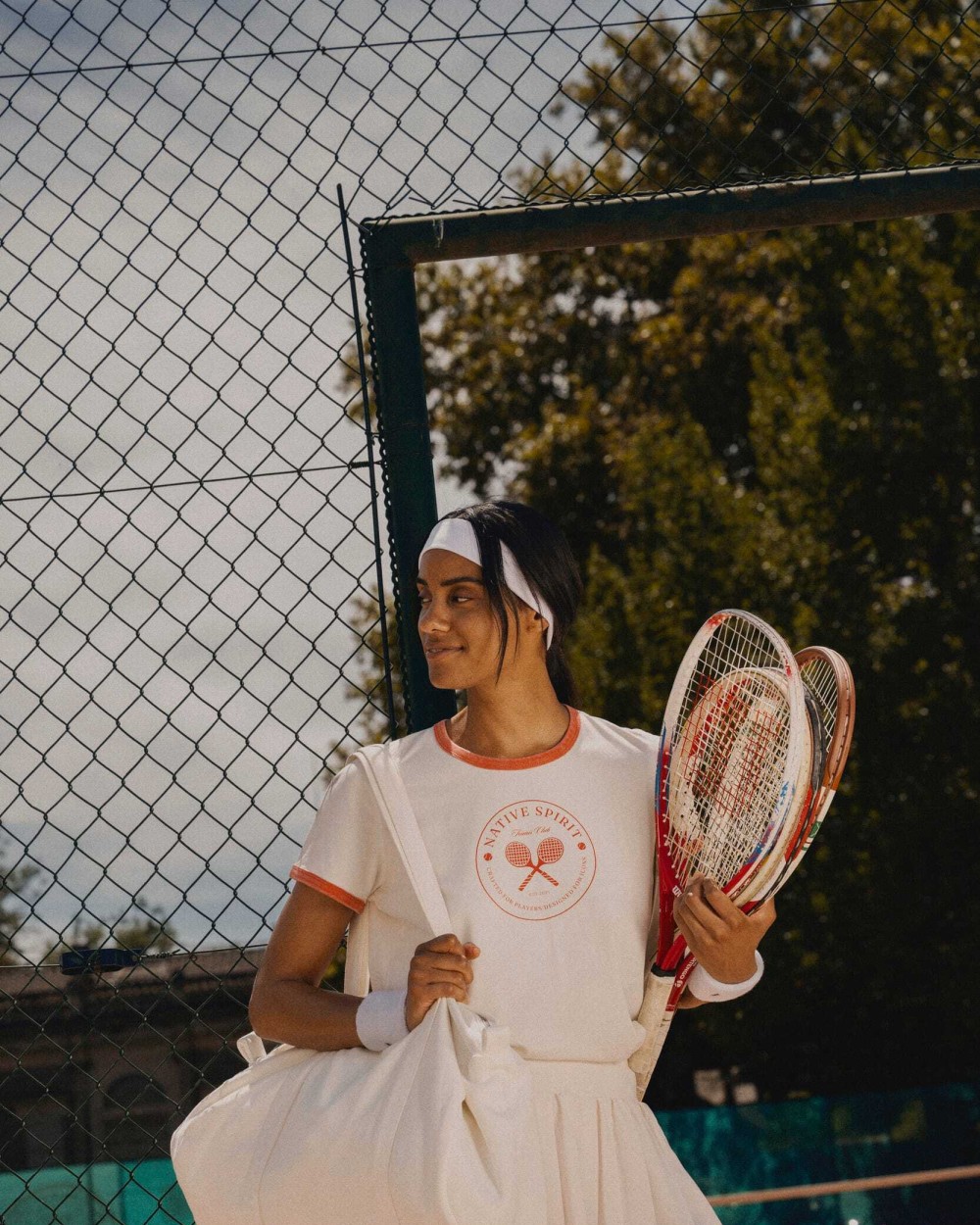 NATIVE SPIRIT Umweltfreundliches Ringer-T-Shirt mit kontrastierenden Kanten, verwaschener Effekt, Damen T-Shirts personalisierbar