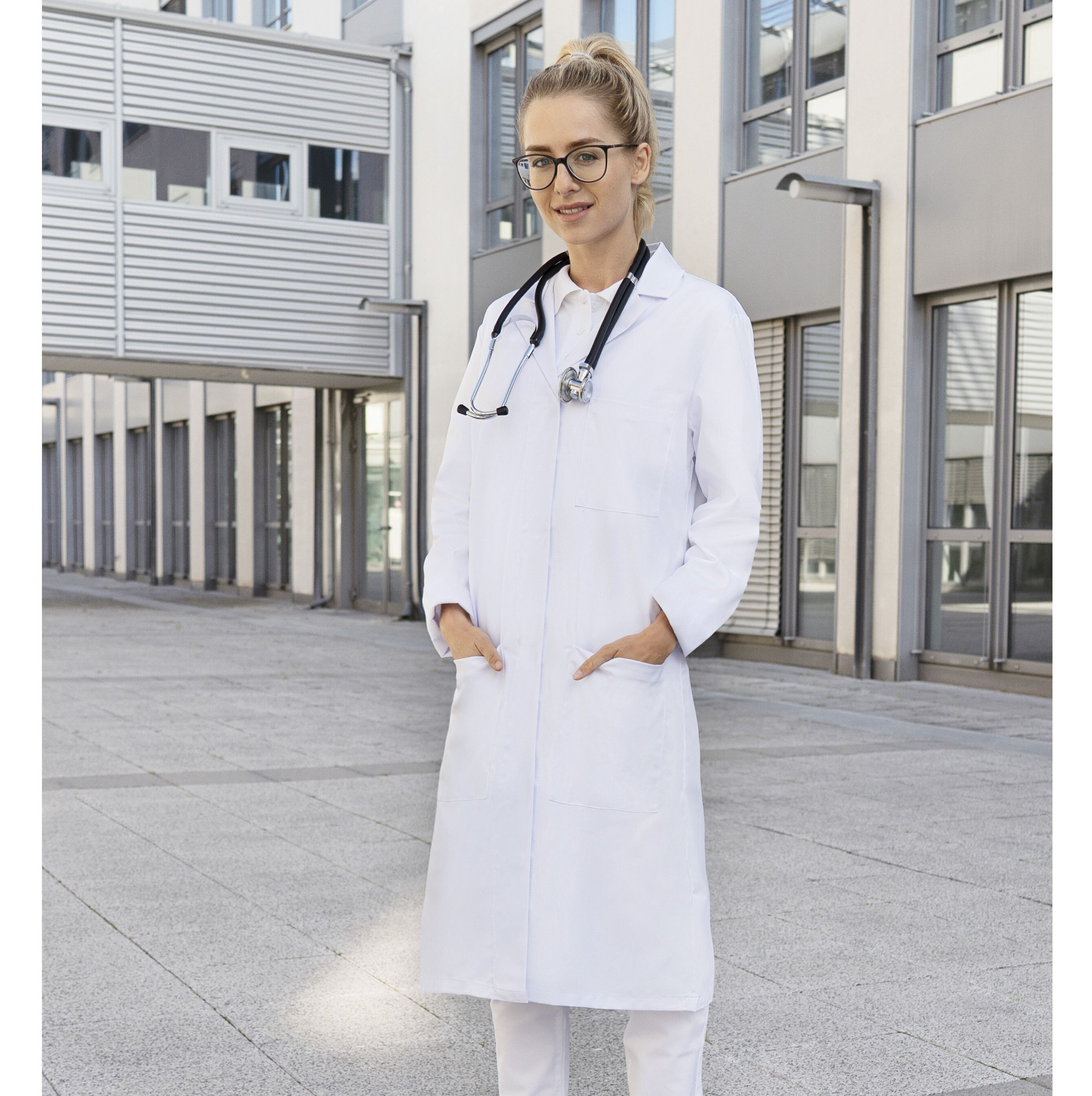 KARLOWSKY LADIES' MEDICAL AND LAB COAT WITH LABEL COLLAR AND CONCEALED BUTTON PLACKET Hemden personalisierbar