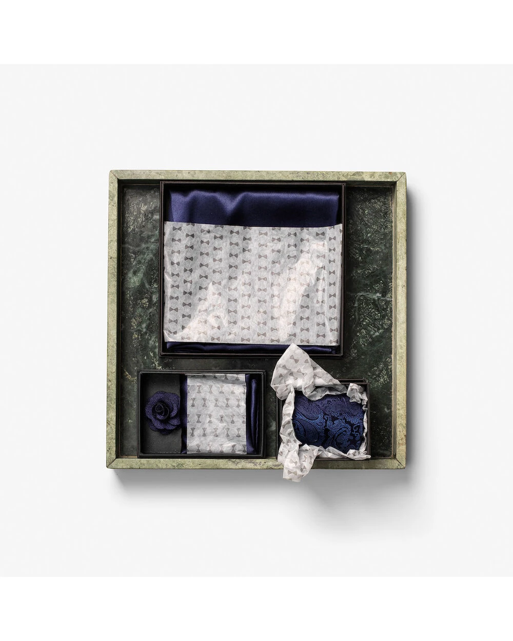Benodigdheden J. HARVEST & FROST Solid Hankie & Lapel Pin With Giftbox voor bedrukking &amp; borduring