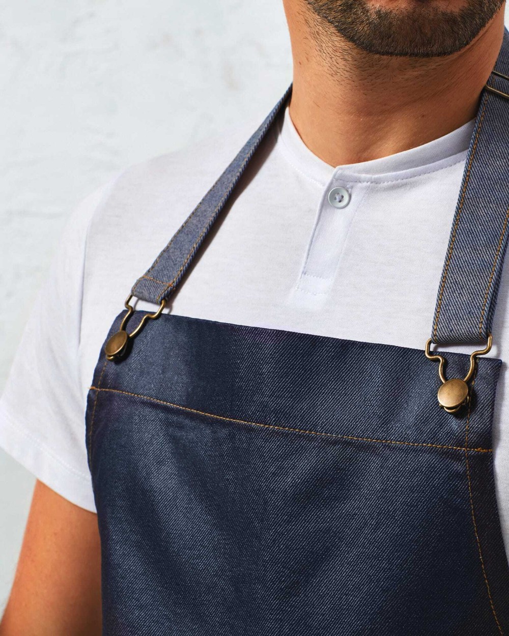 Schorten PREMIER District - Waxed look denim halterschort voor bedrukking &amp; borduring