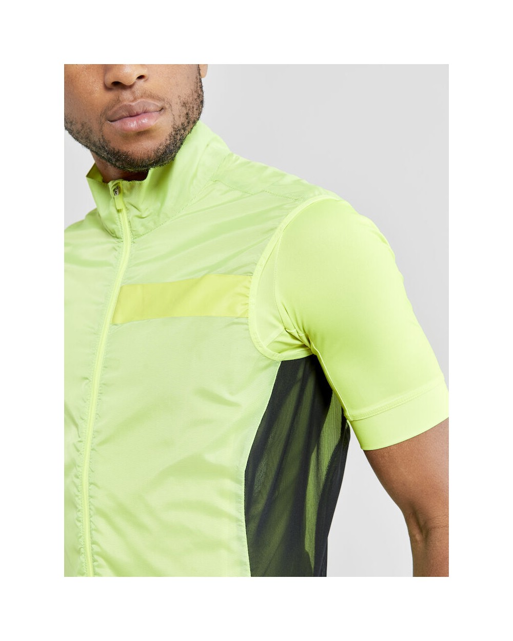 CRAFT Adv Essence Light Wind Vest M Jacken personalisierbar