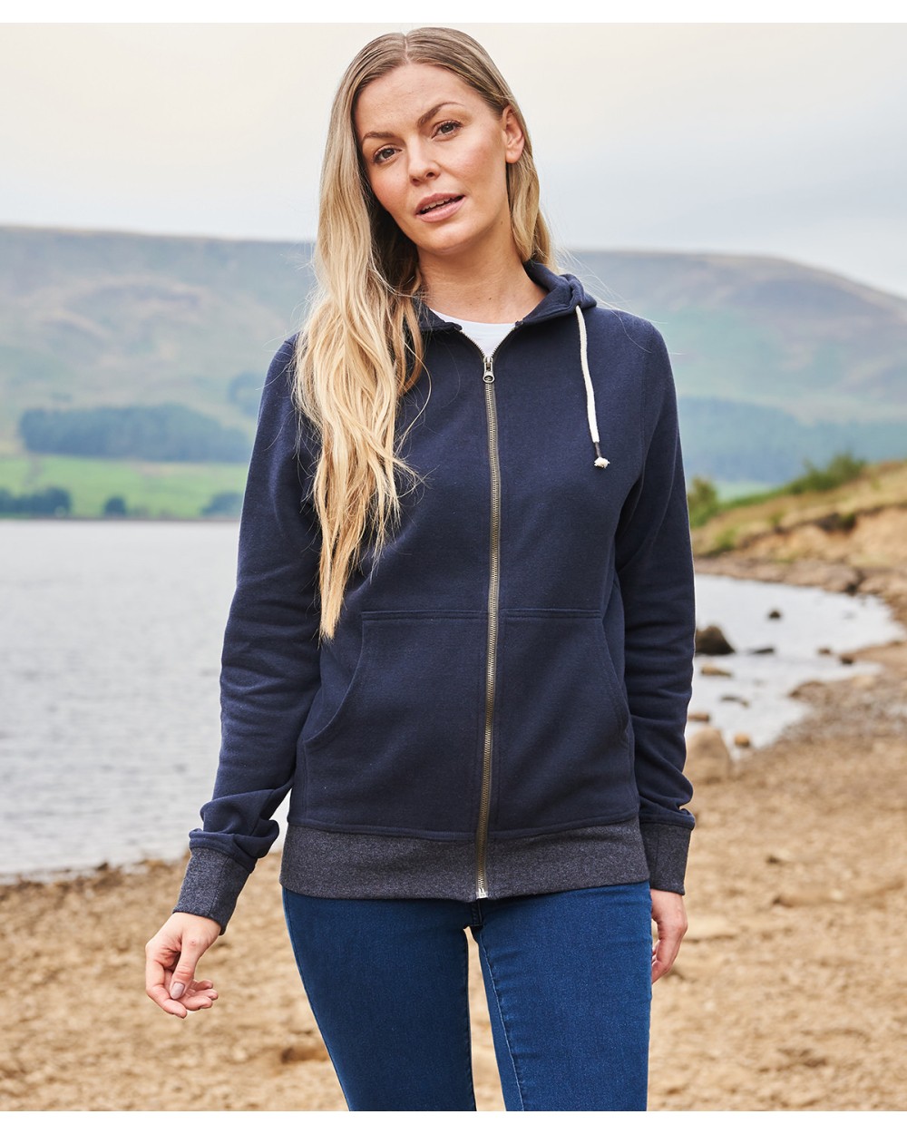 Sweaters & hoodies AWDIS OKAVANGO SUSTAINABLE ZOODY voor bedrukking &amp; borduring