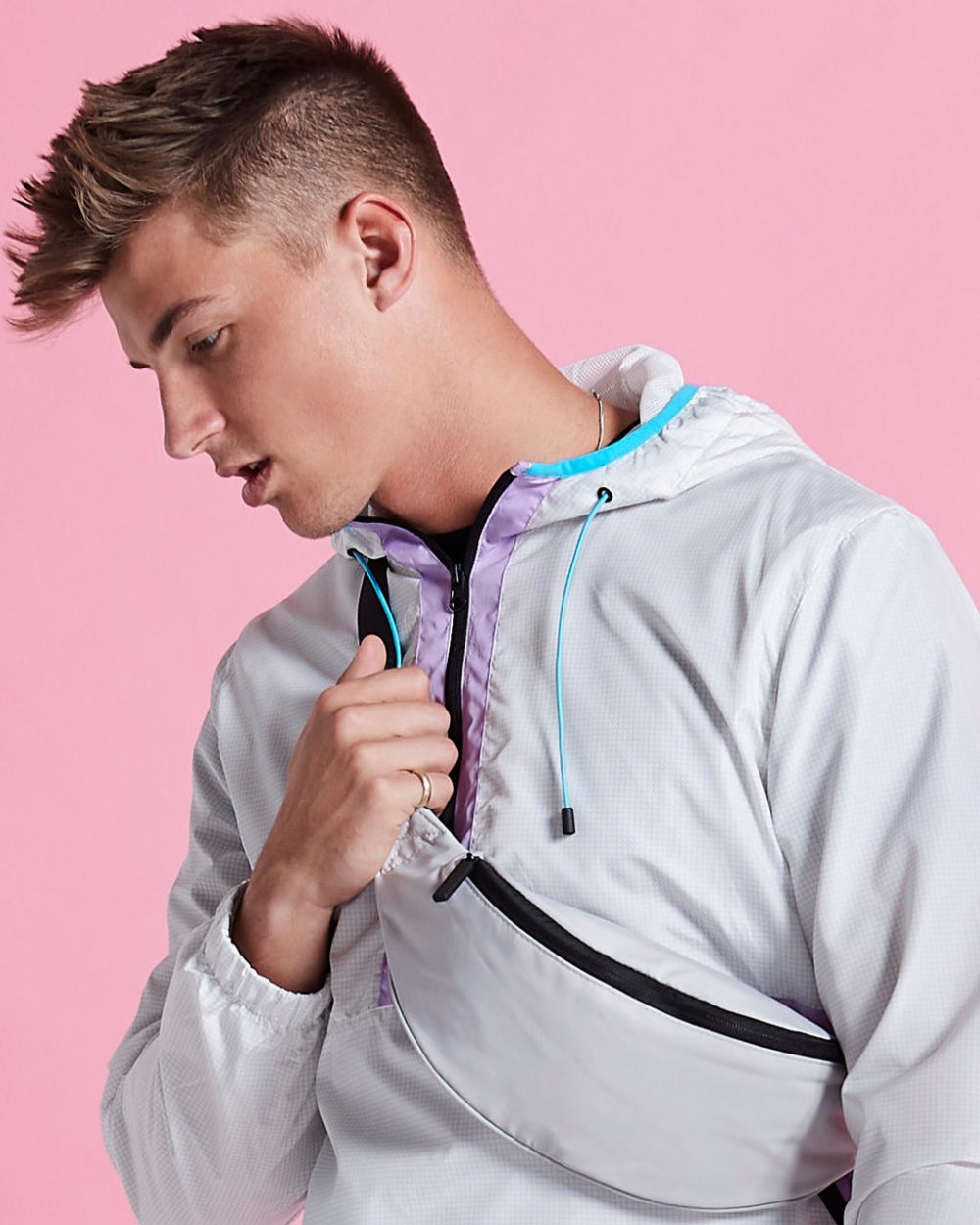 Tassen & Zakken BAG BASE Reflective Belt Bag voor bedrukking &amp; borduring