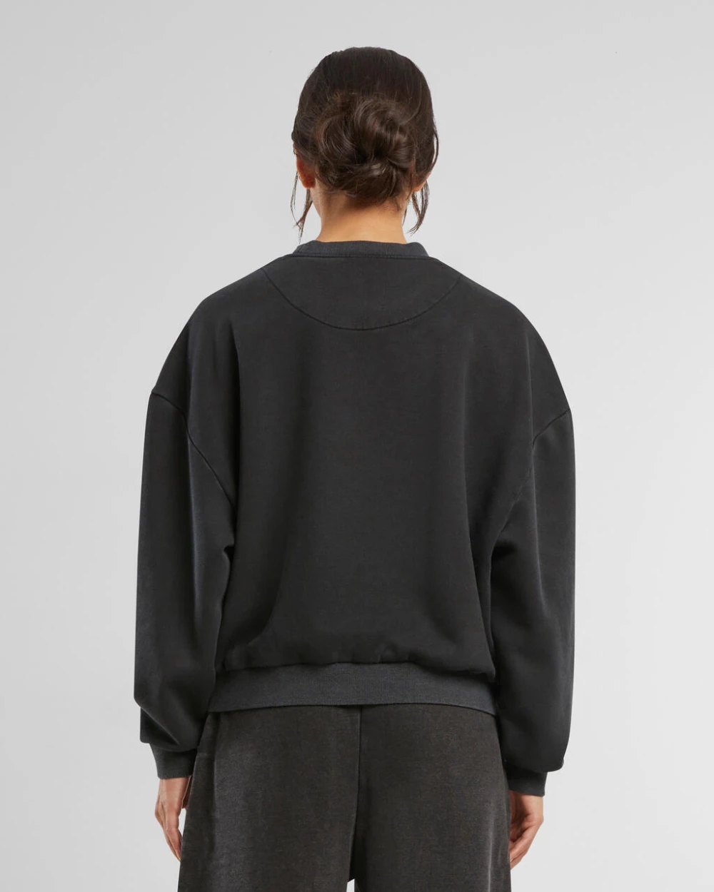 Sweaters & hoodies BUILD YOUR BRAND Ladies Vintage Heavy Crewneck voor bedrukking &amp; borduring