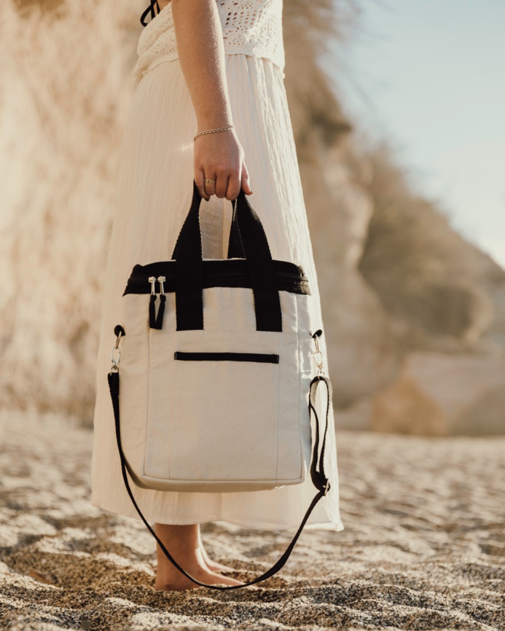 Sacs & Bagagerie personnalisable VINGA VINGA Tote bag isotherme en toile recyclée AWARE™ Volonne