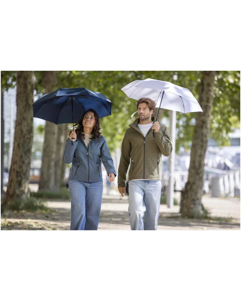 Parapluies personnalisable 4DO Parapluie pliable Agnes 21 pouces à ouverture automatique en RPET