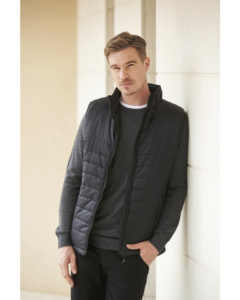 HENBURY Unisex Padded Gilet Jacken personalisierbar