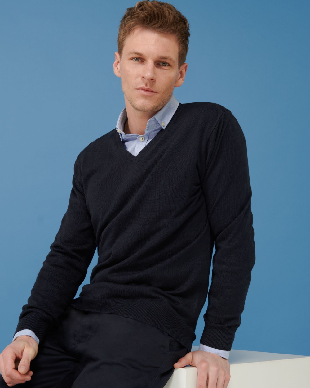 HENBURY MEN'S V-NECK JUMPER Pullovers personalisierbar